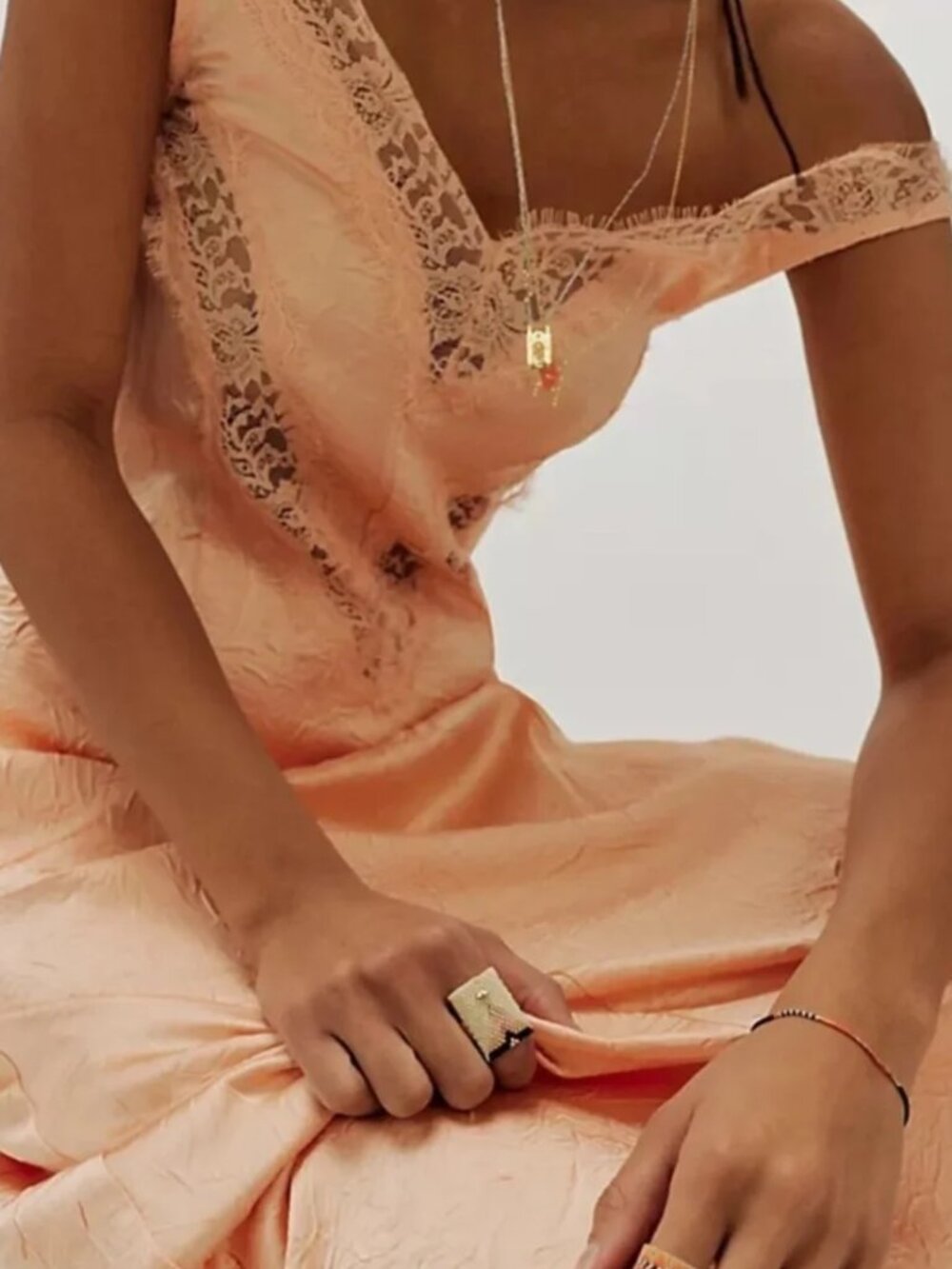 NWOT Free People Maybe Forever Maxi Dress Peach Crinkle Satin Lace V Neck Size 0 - Picture 2 of 5